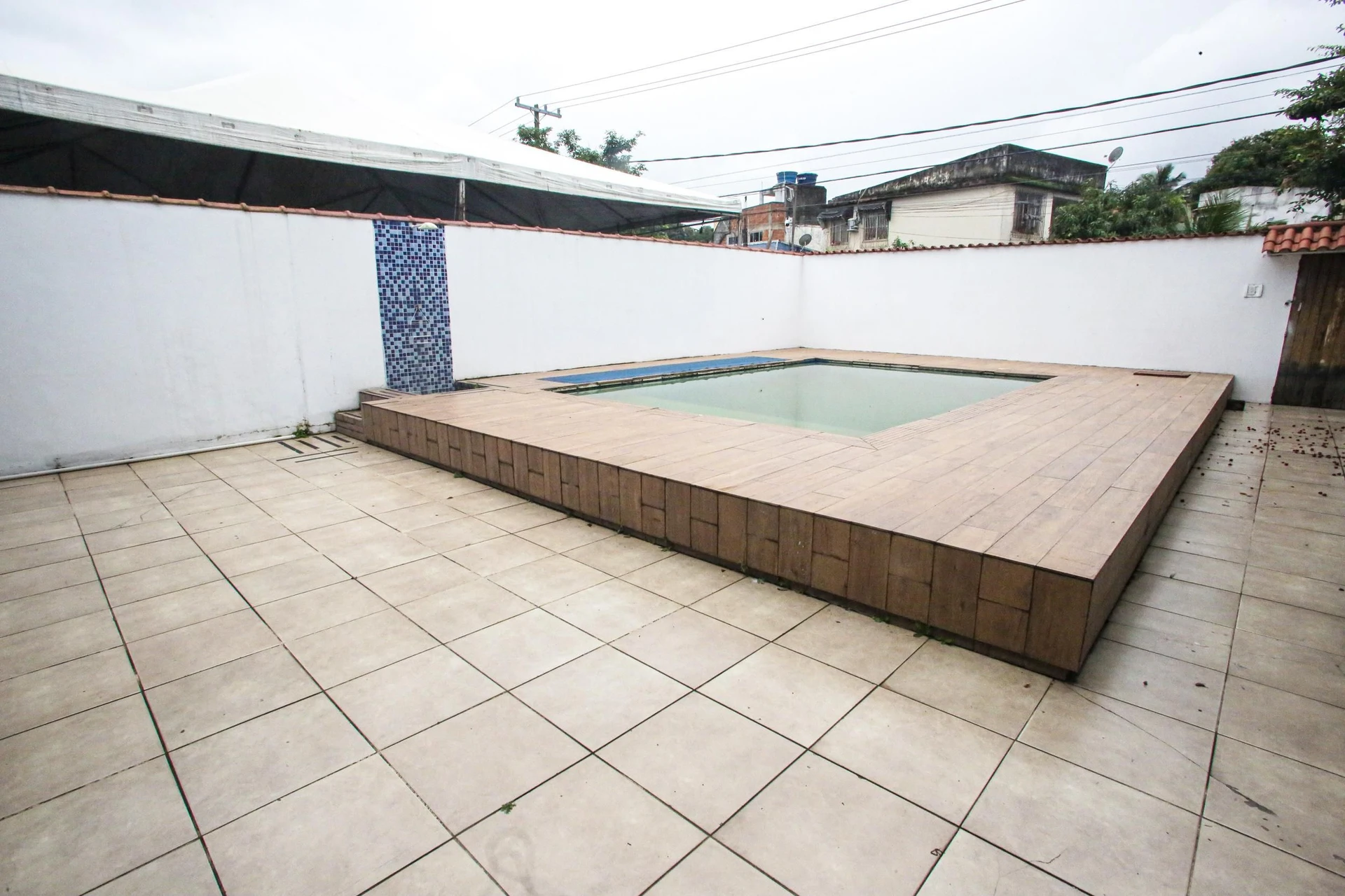Furnished house, 417 m², with a garden — photo 6