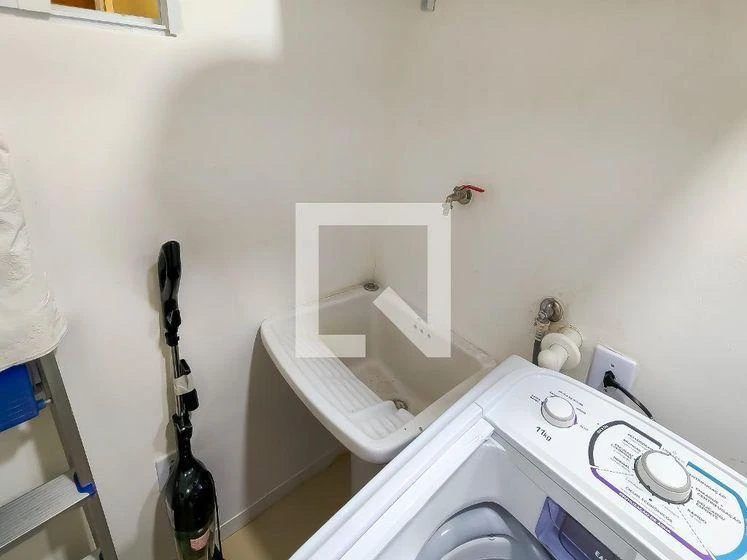 2-bedroom apartment with a washing machine — photo 28