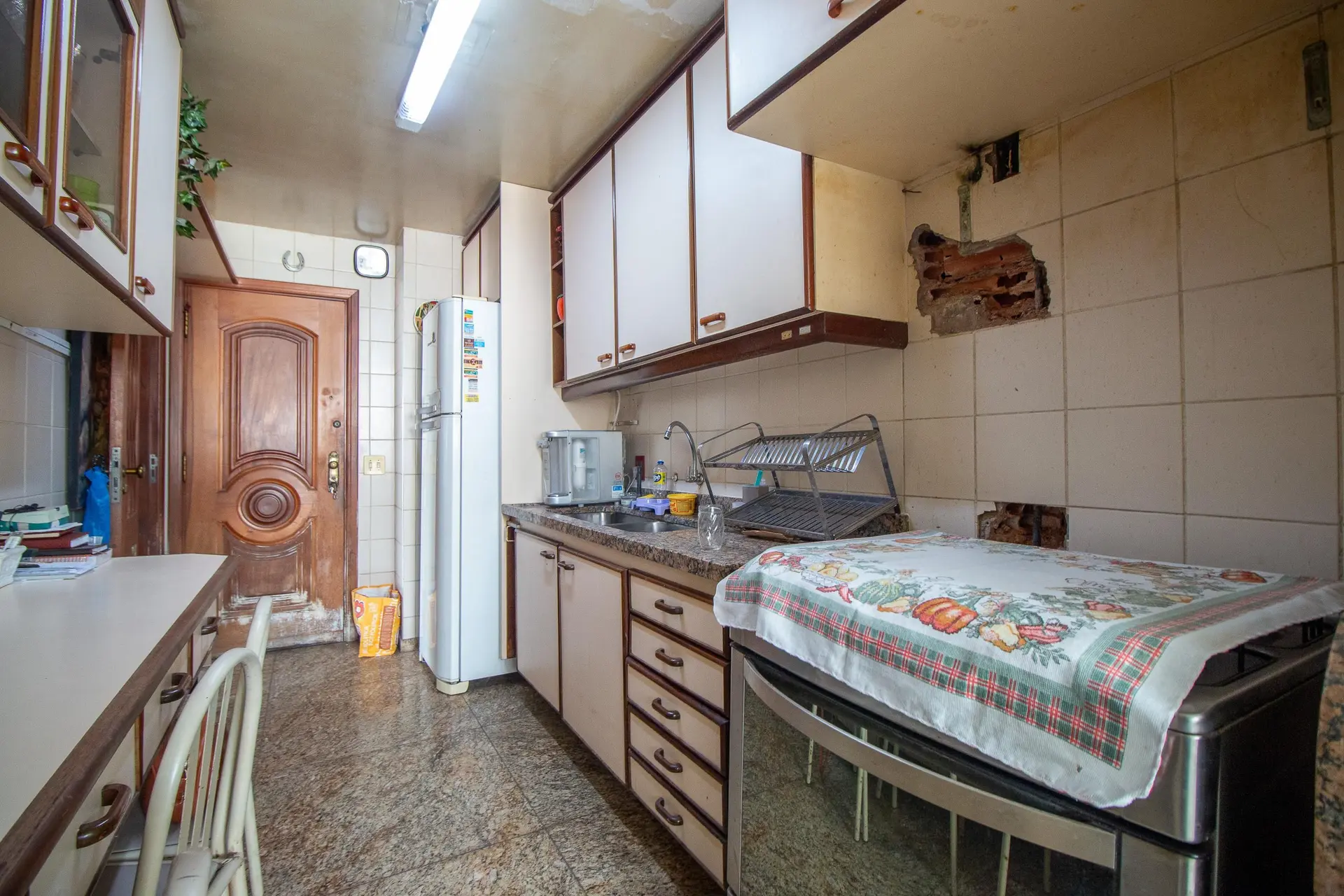 4-bedroom apartment in a building with a sauna — photo 24