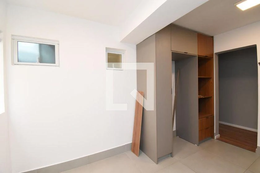 Home office in a 2-bedroom apartment, 71 m² — photo 32