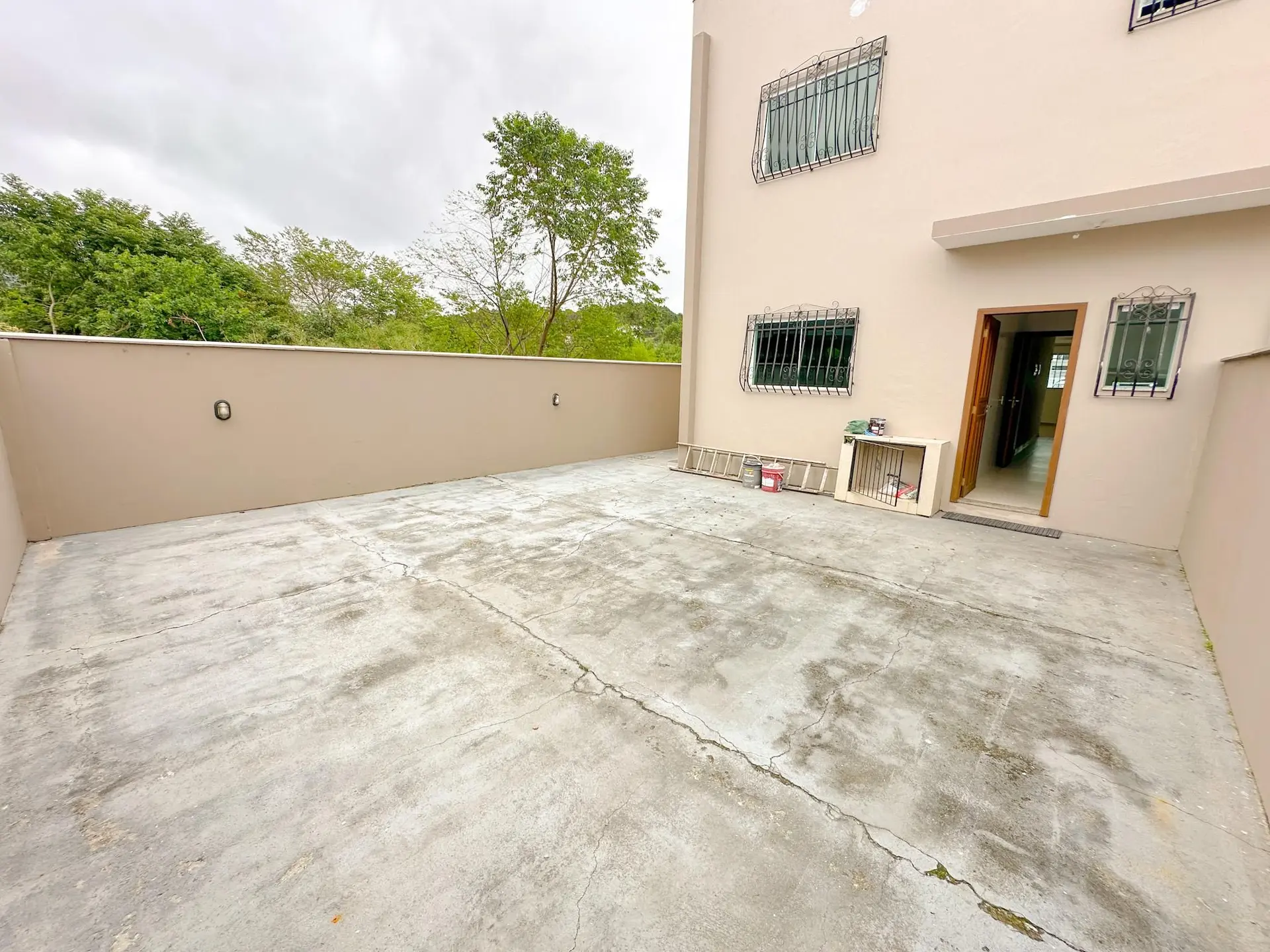 Garden in a 4-bedroom house, 194 m² — photo 31