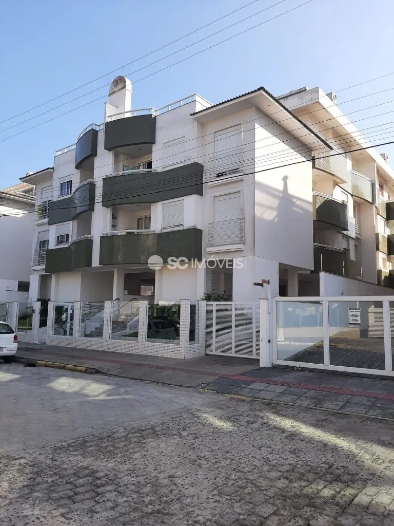 2-bedroom apartment with a washing machine in Florianópolis — photo 21