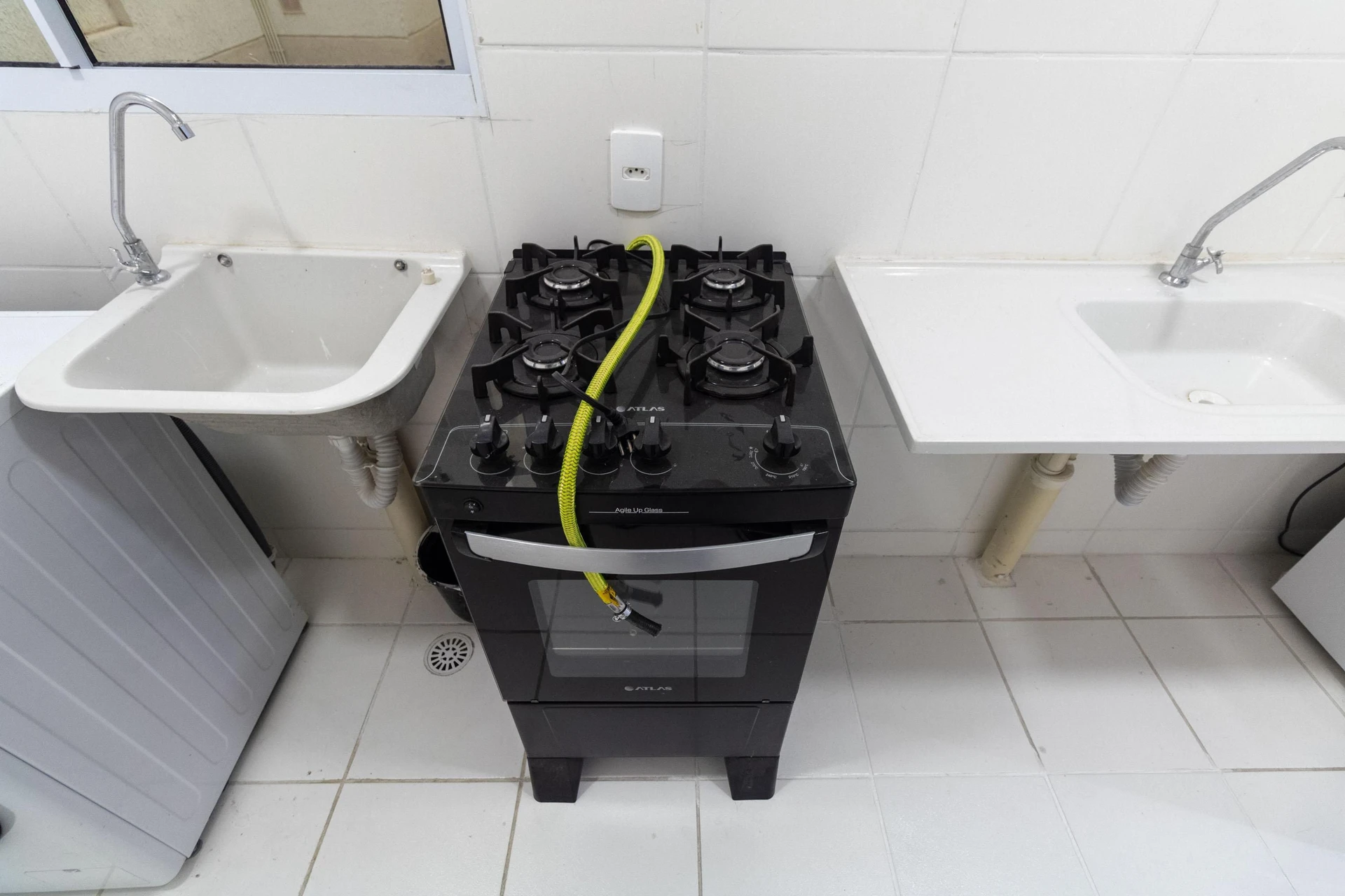 Washing machine in a 2-bedroom apartment, 40 m² — photo 15