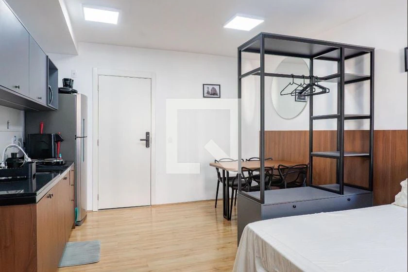 Furnished 1-bedroom apartment with a balcony — photo 15