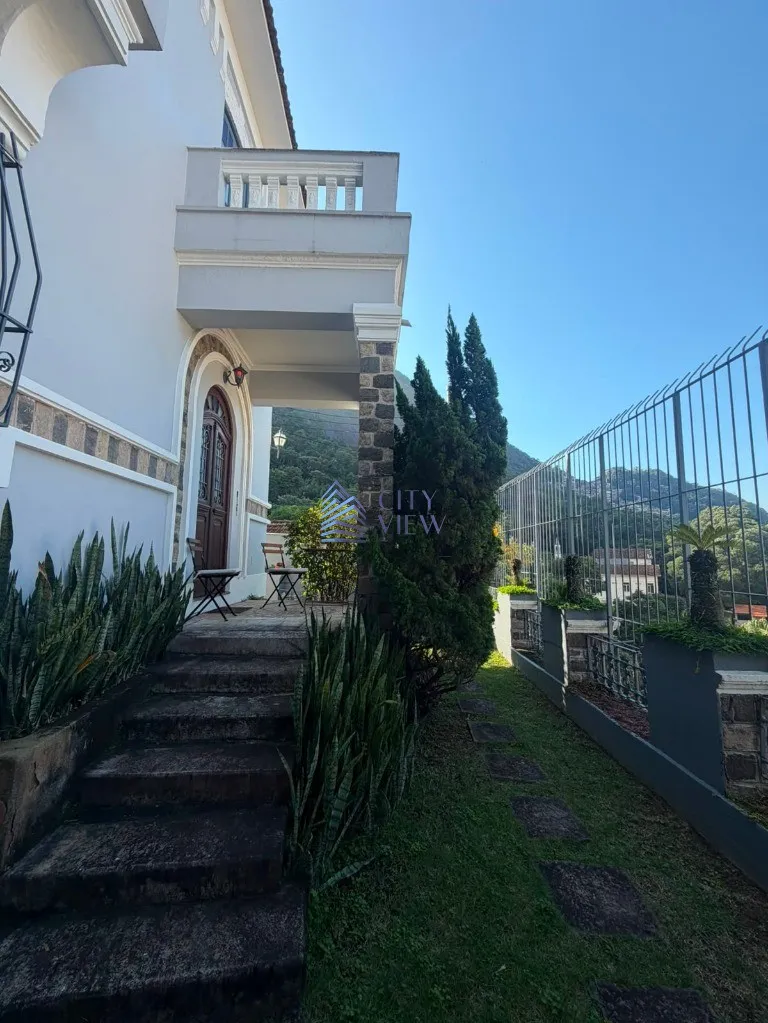 4-bedroom 500 m² house with 5 bathrooms — photo 69