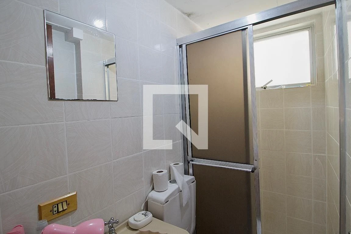 One-bedroom apartment with a washing machine in Curitiba — photo 8