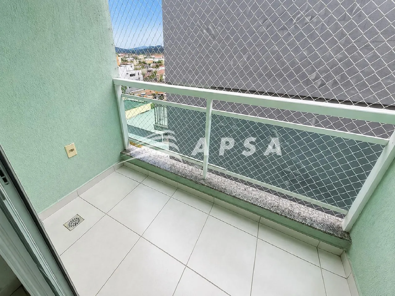 120 m² apartment with 2 bedrooms and 2 bathrooms — photo 4