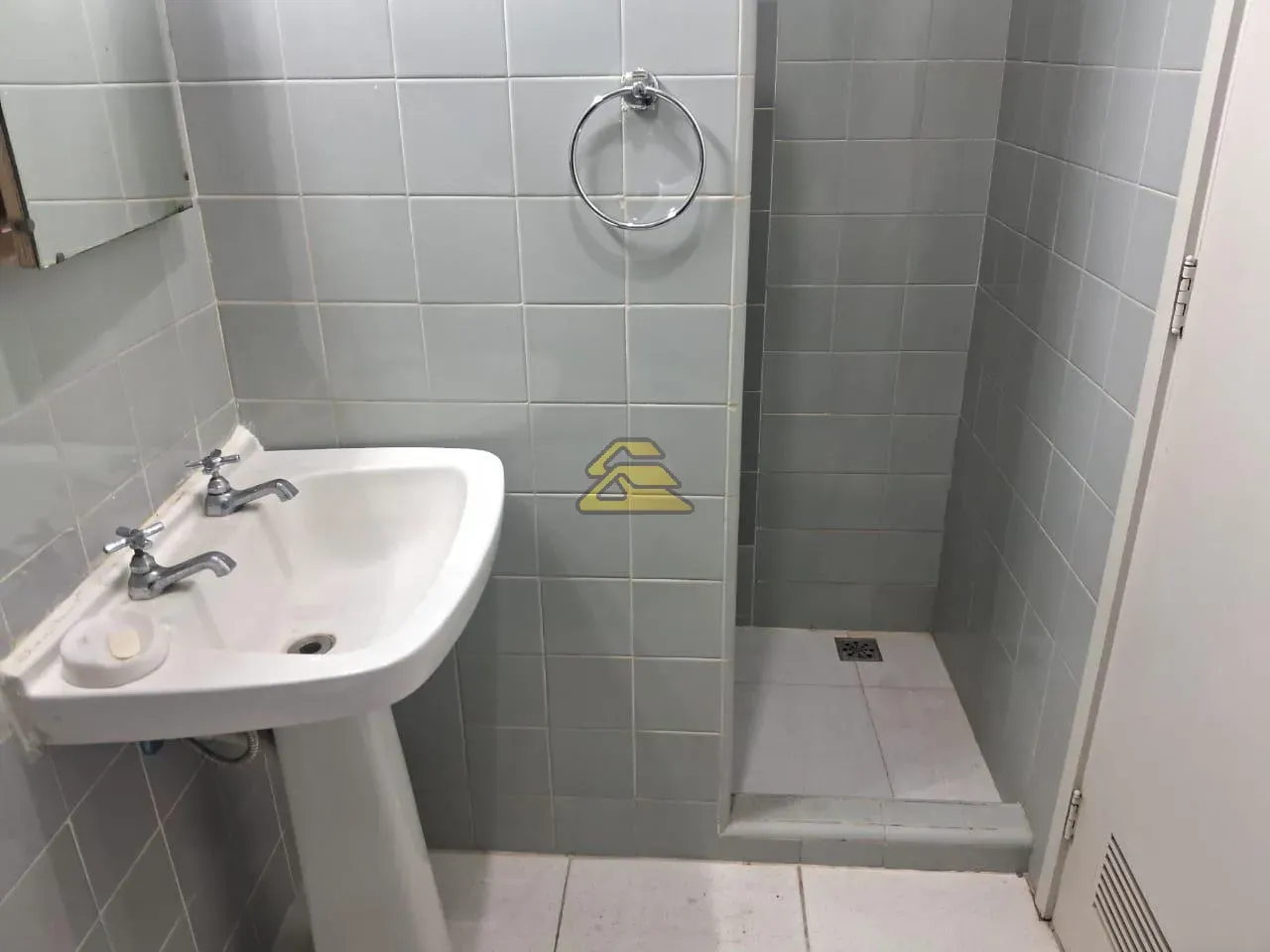 3-bedroom apartment with 1 parking space and 1 bath — photo 39