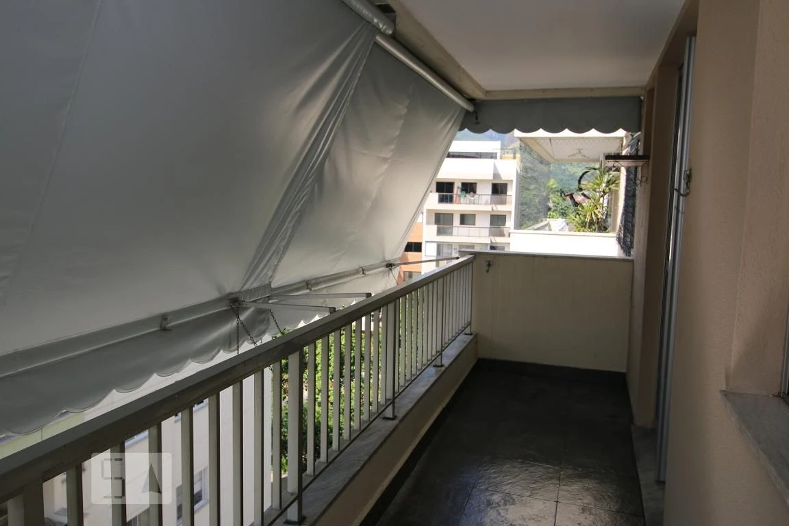 Apartamento sin muebles con 3 dormitorios y 2 baños — photo 21