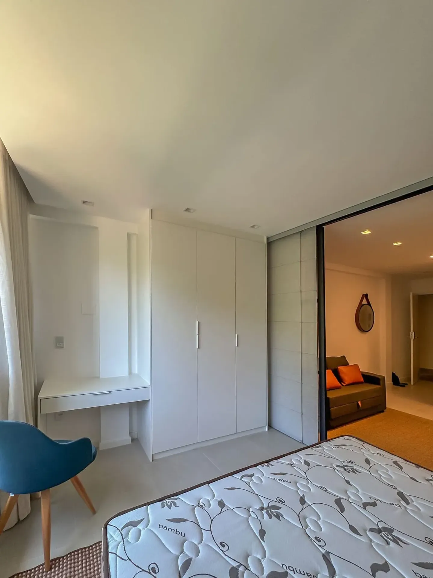 Furnished apartment, 35 m², with a home office — photo 10