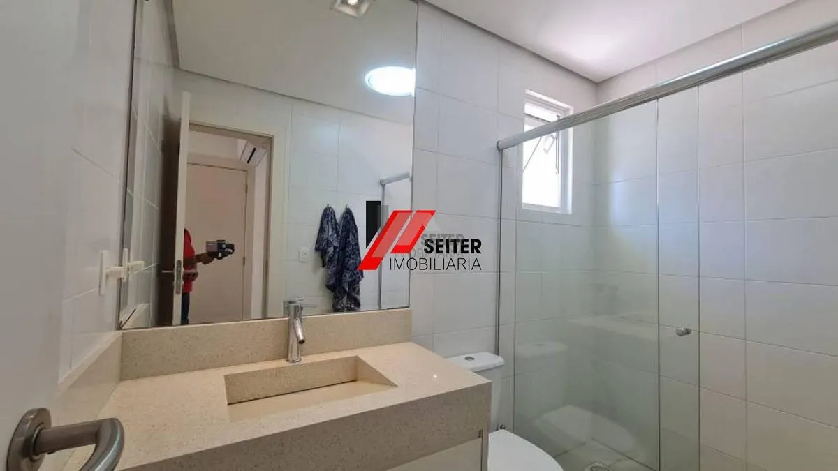 Меблированная квартира 227 м² с встроенным грилем на балконе — photo 15