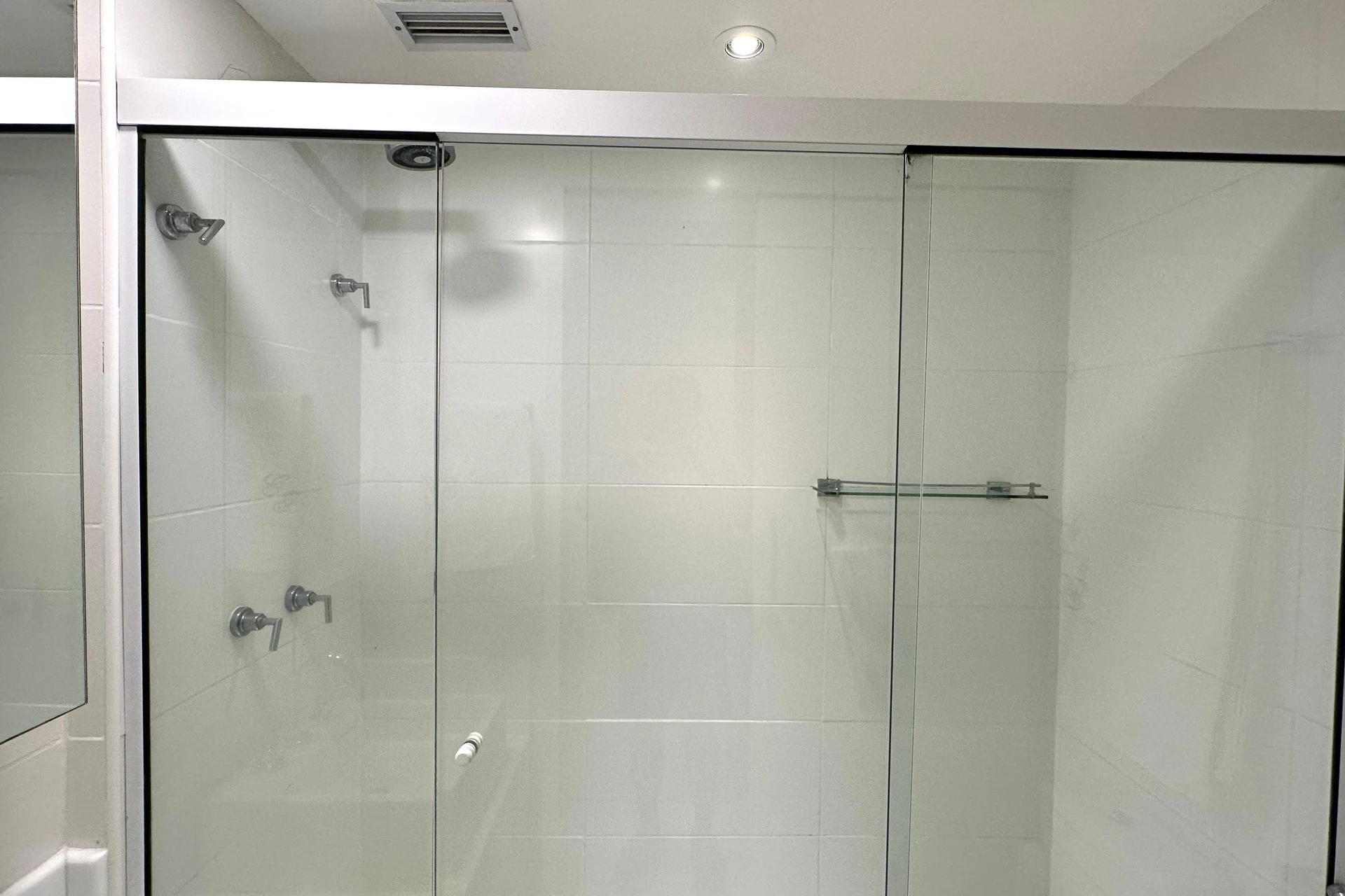 Apartamento mobiliado, 101 m², com janelas do piso ao teto — photo 24