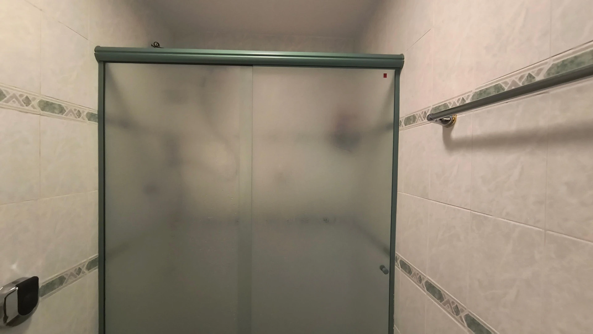 Furnished 1-bedroom apartment with 1 bathroom — photo 16