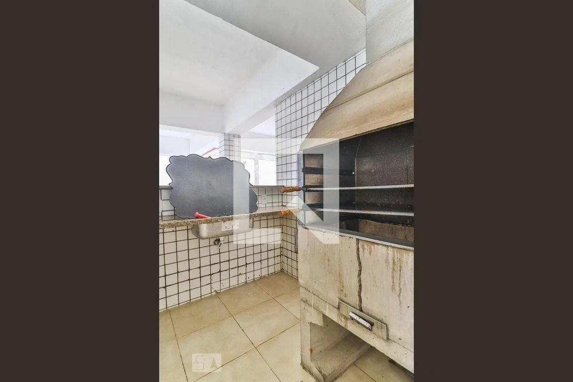 3-bedroom apartment with a bathtub — photo 22
