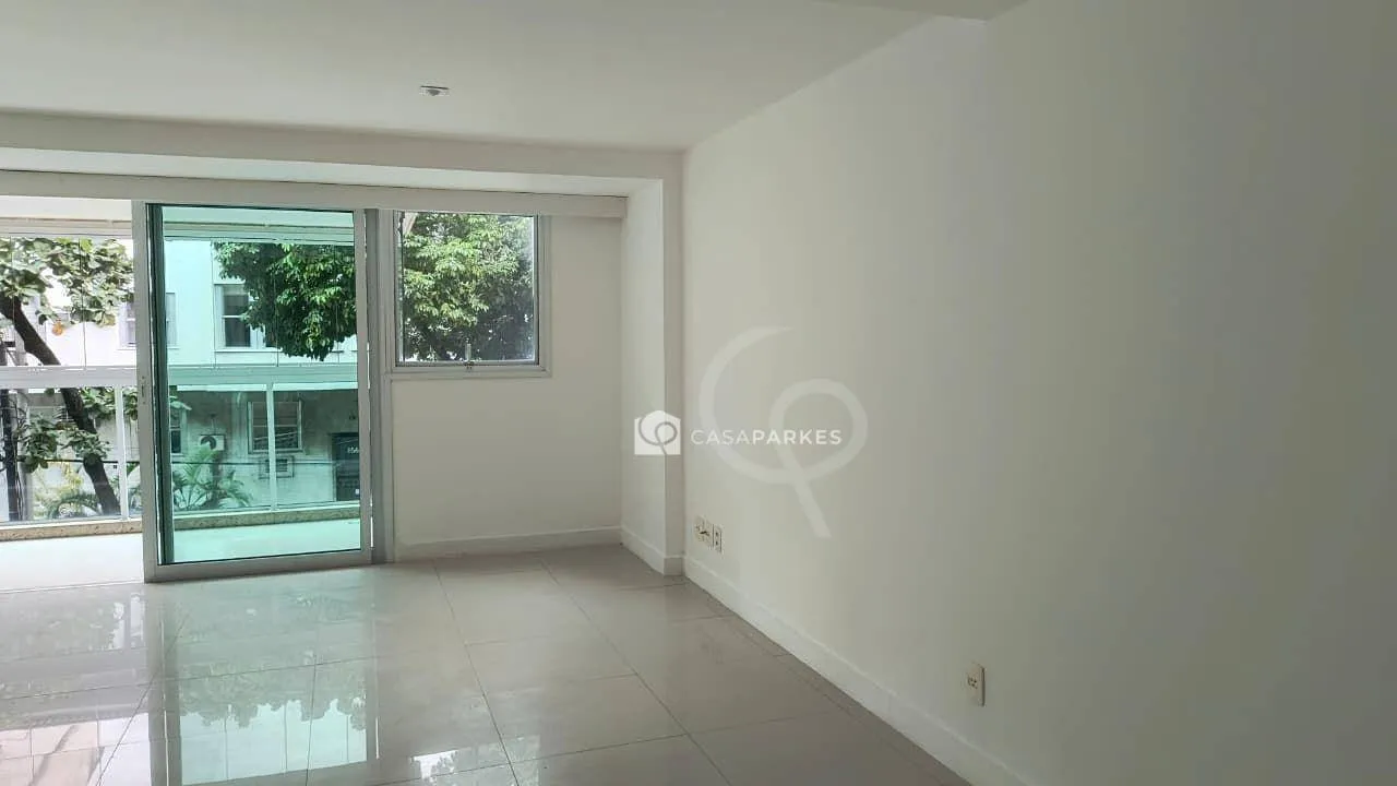 Apartamento de 4 dormitórios com 198 m² e cozinha fechada — photo 11