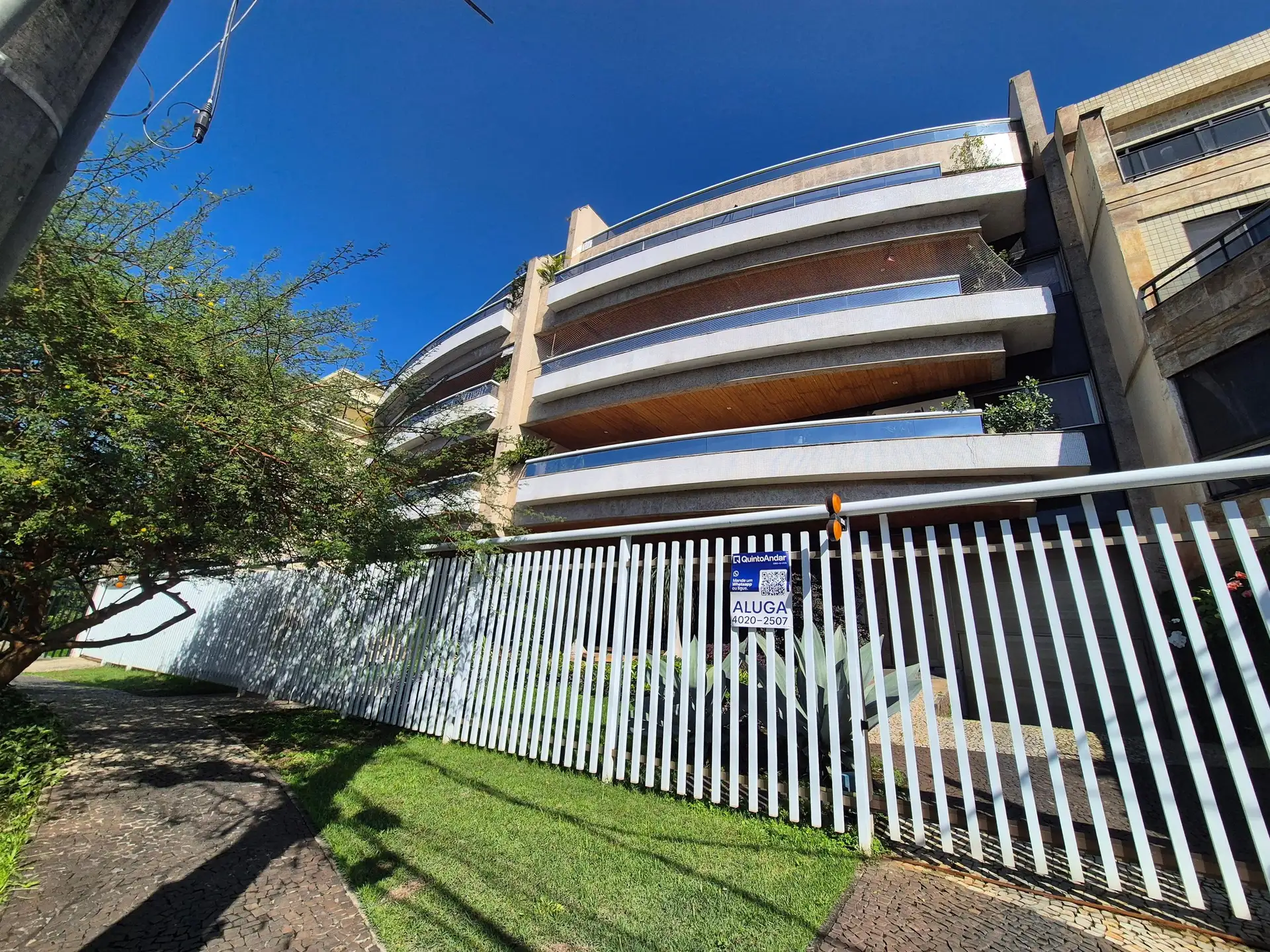 Apartamento mobiliado com 2 quartos e varanda — photo 6