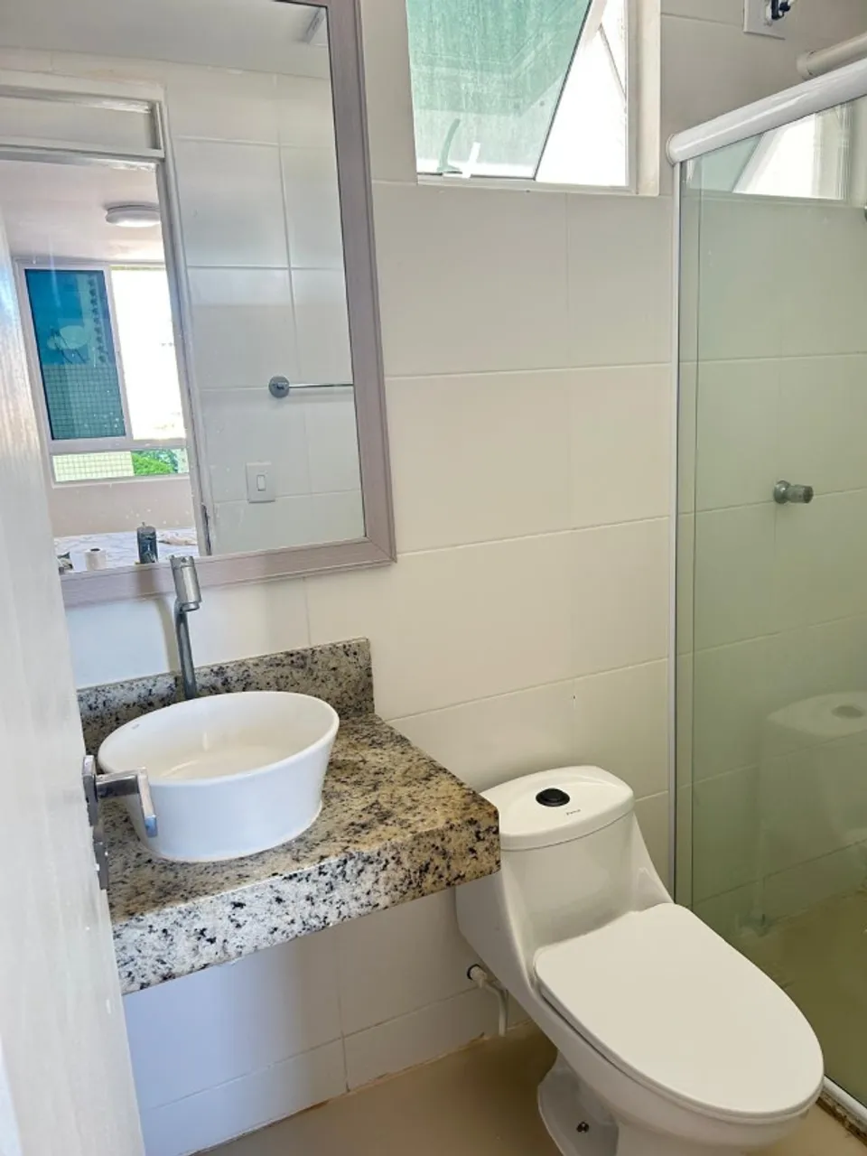 Furnished 2-bedroom apartment with 2 bathrooms and balcony — photo 9