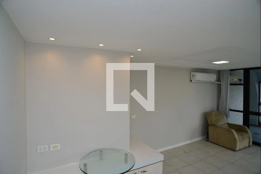 Квартира 200 м² з 3 спальнями та балконом — photo 15