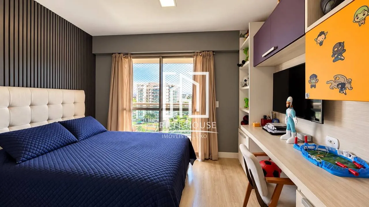 Furnished apartment, 233 m², with a bathtub — photo 16