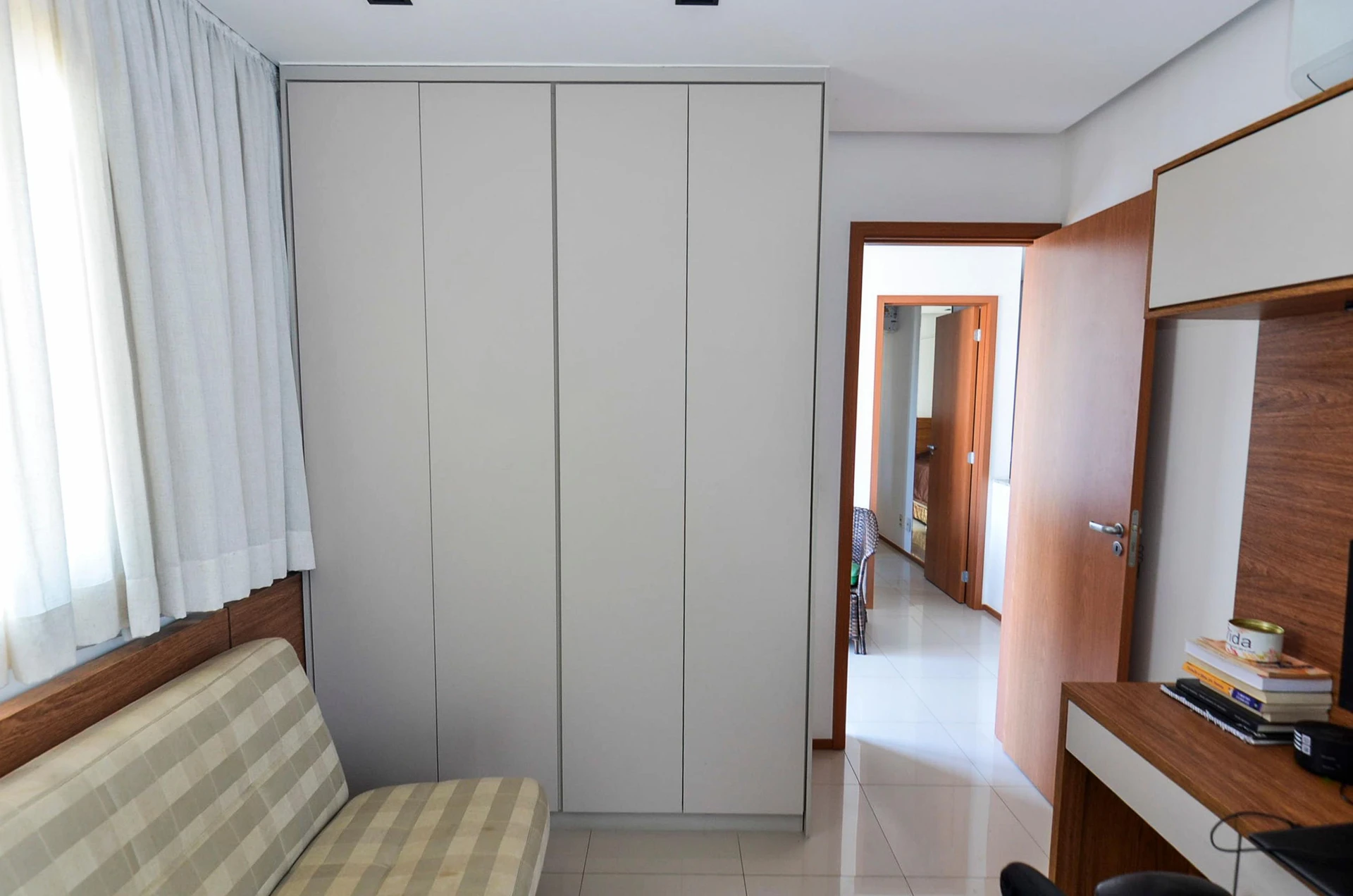 Furnished 3-bedroom apartment with balcony and BBQ grill — photo 5