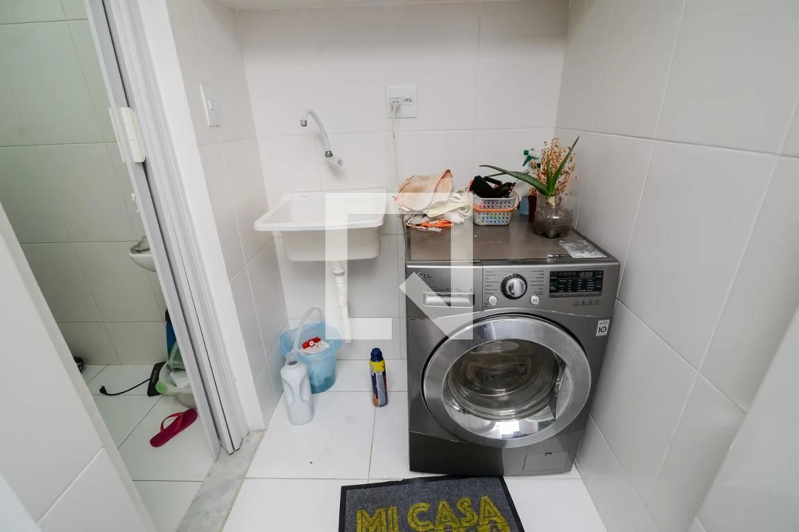 Furnished house with 4 bedrooms and 3 bathrooms — photo 41
