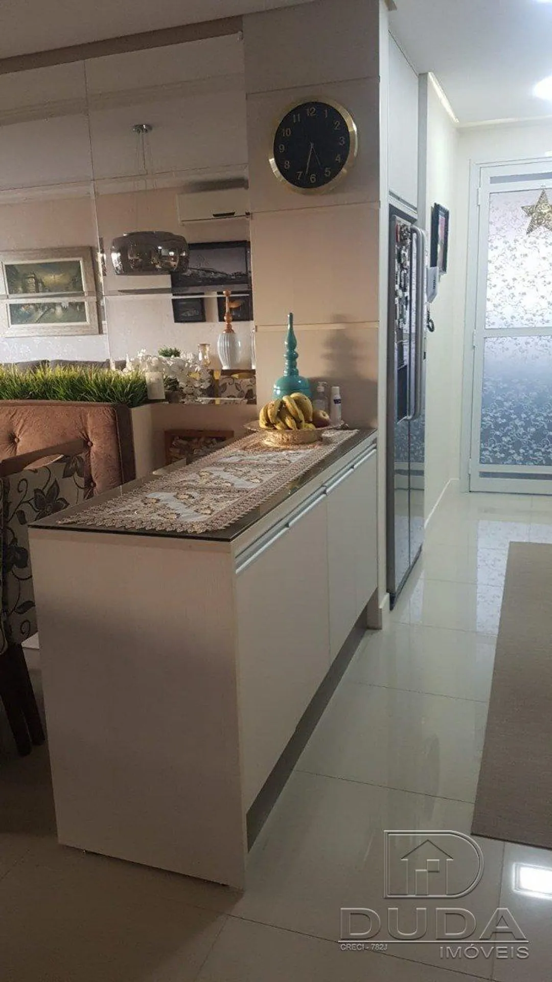 Apartment on the 11th floor with a glass-enclosed balcony — photo 45