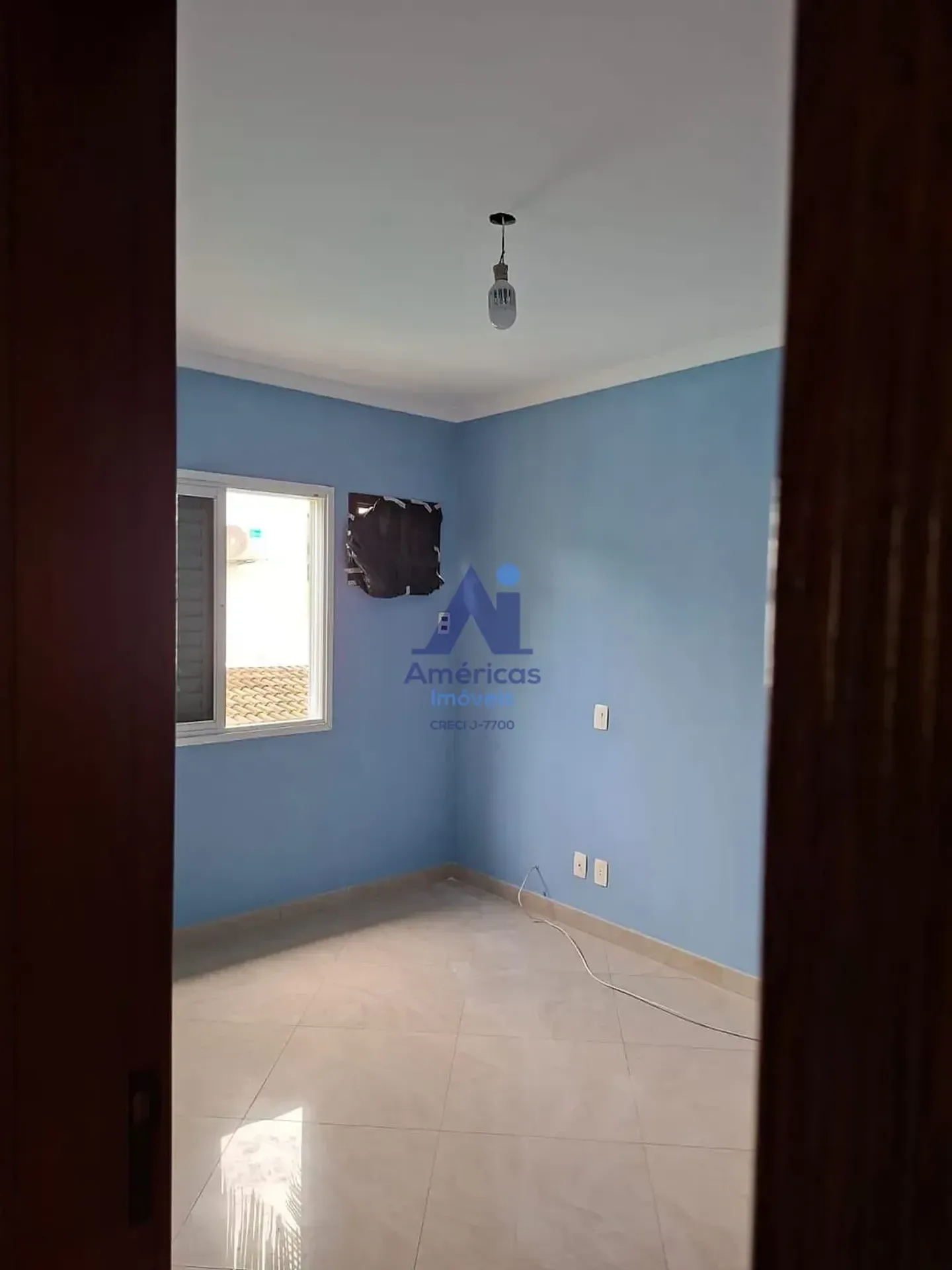 Casa sem mobília com churrasqueira na varanda — photo 50