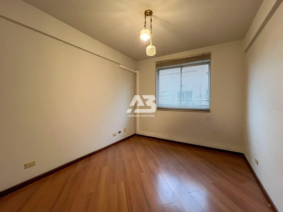 Vestidor y 2 dormitorios: departamento de 139 m² — photo 7