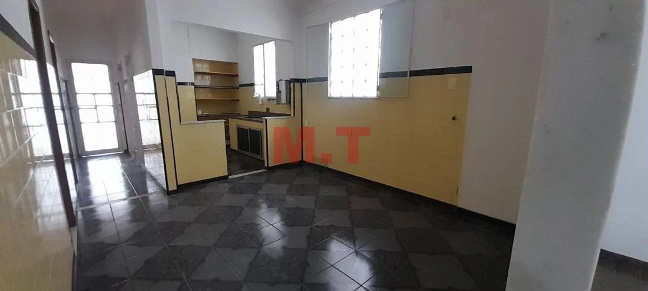 House with 3 bedrooms and a private garden — photo 2