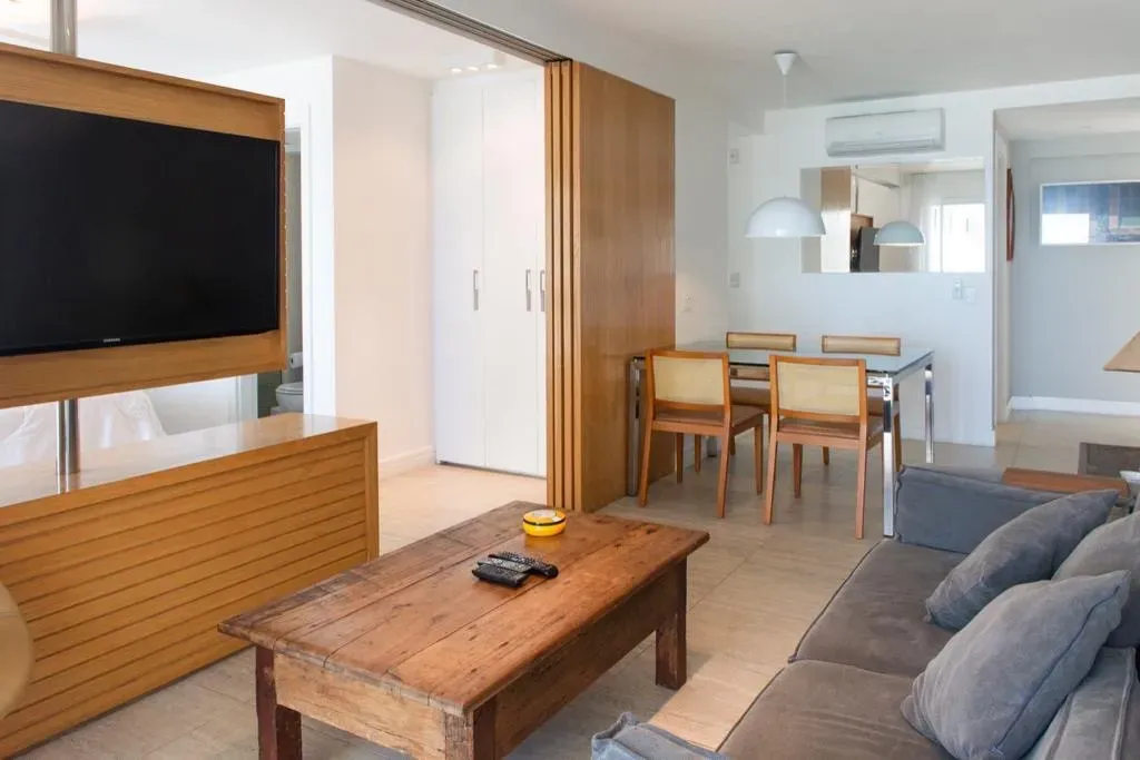Furnished 85 m² apartment with open-plan kitchen and 2 beds — photo 36