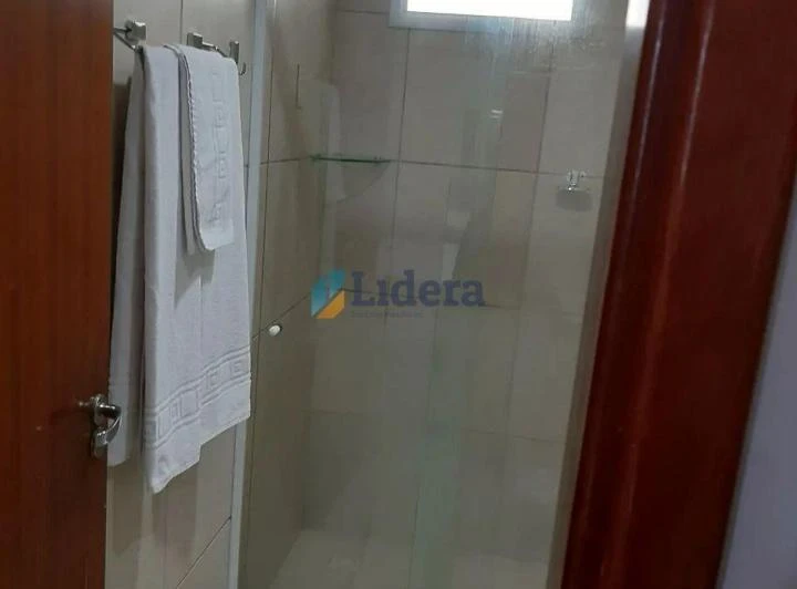 1-bedroom apartment with en-suite bathroom and A/C — photo 9