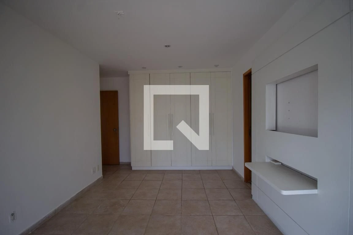 Apartamento com 4 suítes e varanda envidraçada — photo 32