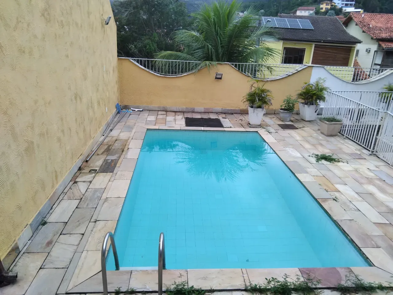 Triplex house with 7 bedrooms and 5 bathrooms — photo 26