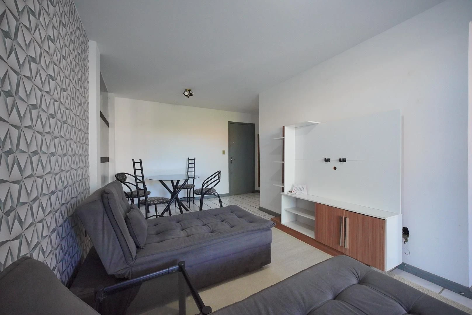 Furnished apartment, 78 m², with a washing machine — photo 10