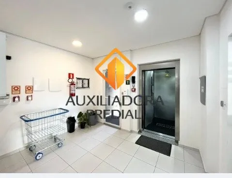 Furnished 1-bedroom apartment with open-plan kitchen — photo 9