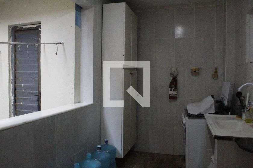 Furnished 225 m² house with 3 bedrooms and 8 parking spots — photo 19