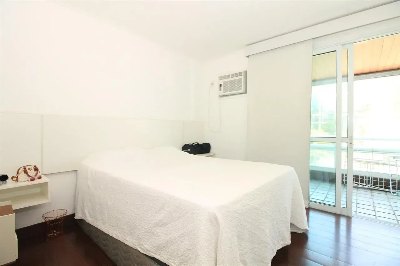Furnished 4-bedroom apartment with 2 en-suites and 274 m² — photo 35