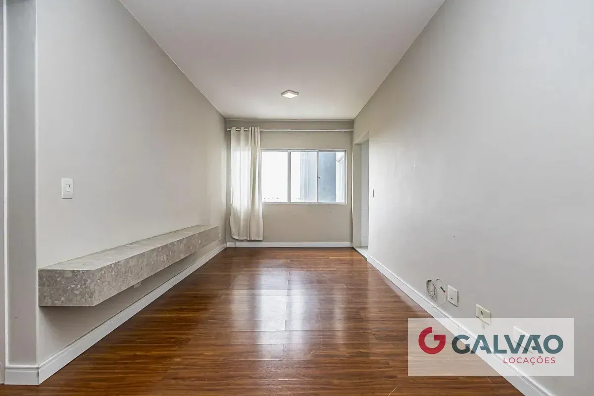 Wood or laminate floors in a one-bedroom apartment, 47 m² — photo 10