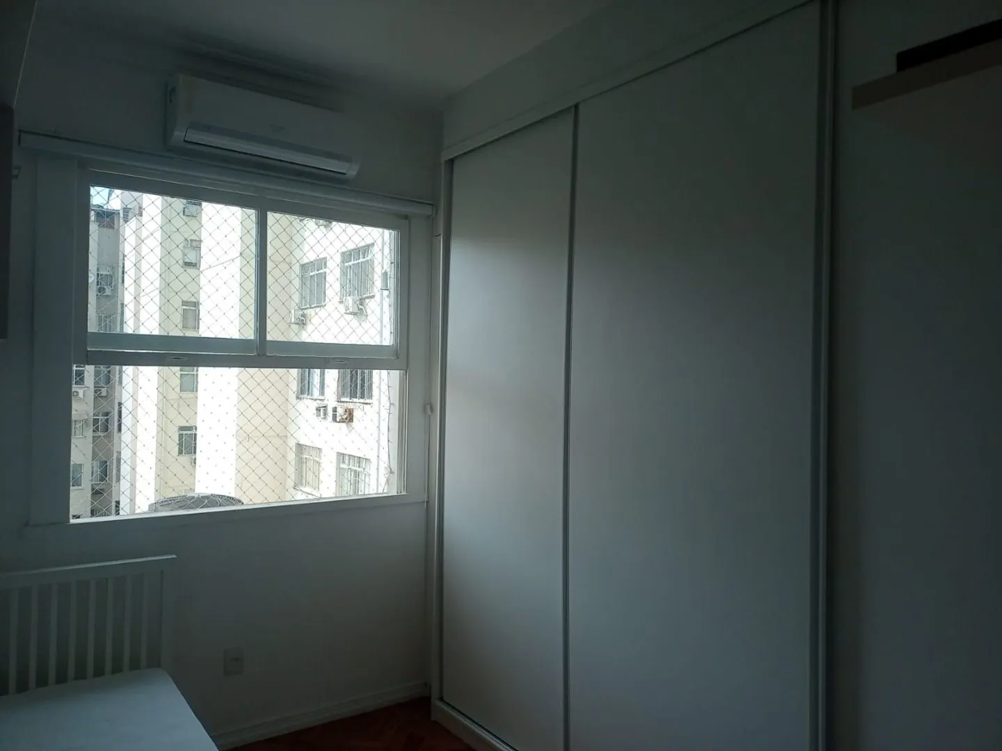 Apartment on the 7th floor with wood or laminate floors — photo 6