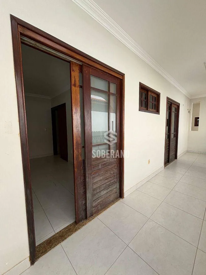 House with 6 bedrooms and 720 m² plus 4 parking — photo 28