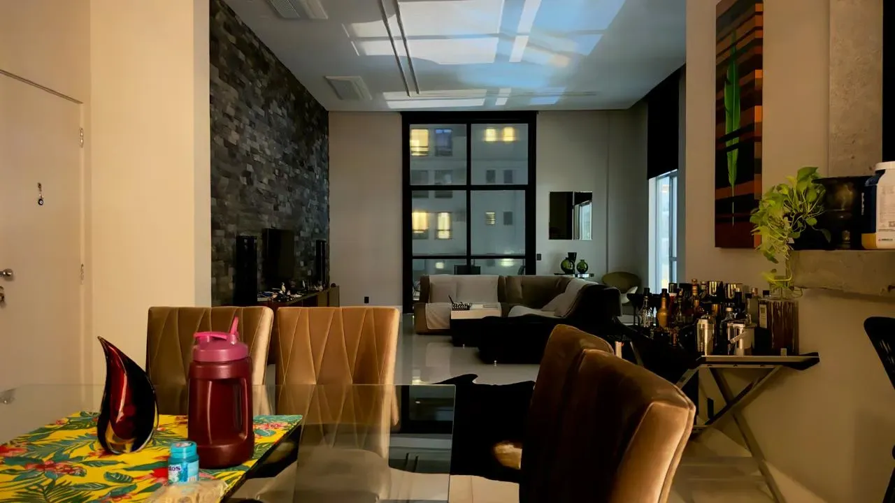Apartment on the 12th floor with a mountain view — photo 11