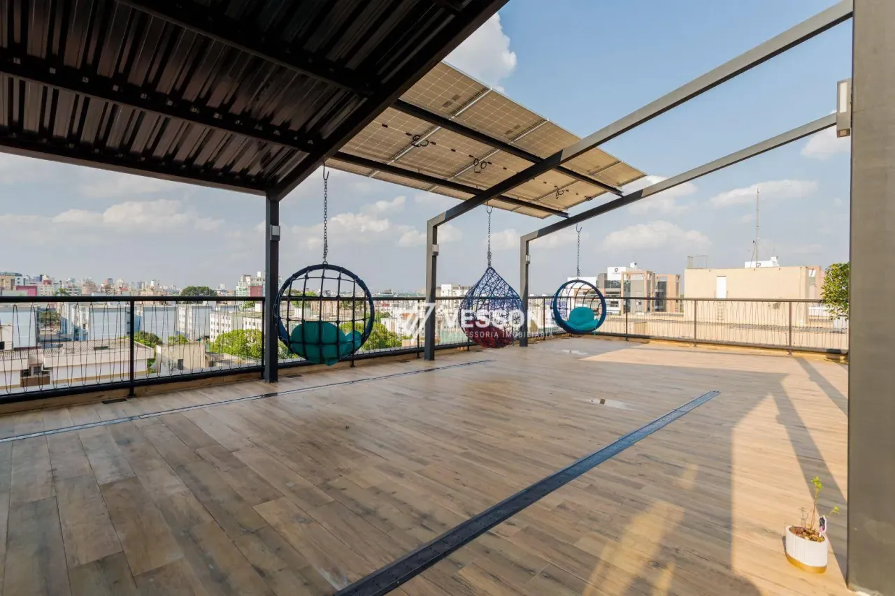 Furnished 33 m² studio with 1 bedroom and a balcony — photo 17