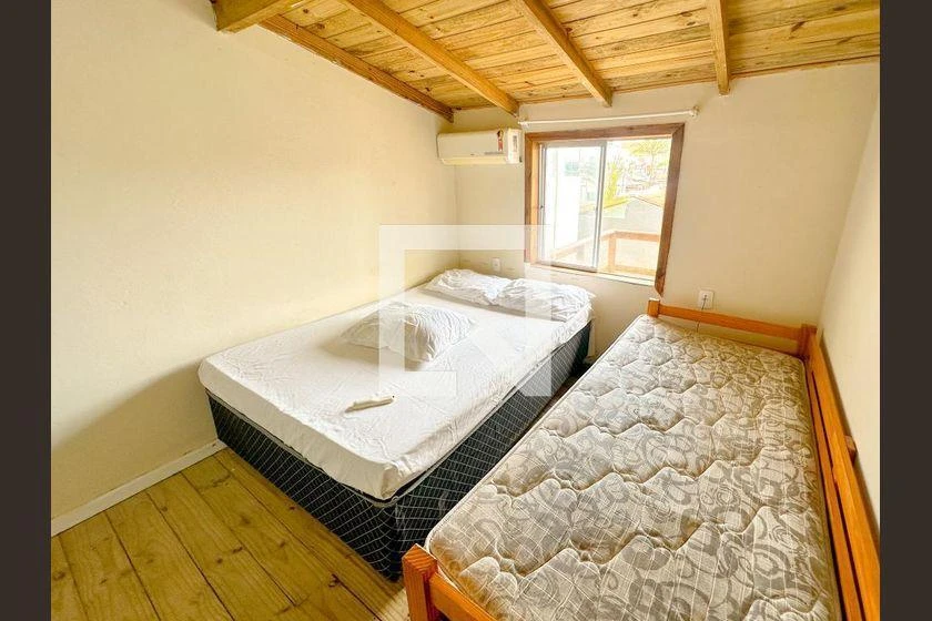2-bedroom apartment in a building with a pool — photo 5