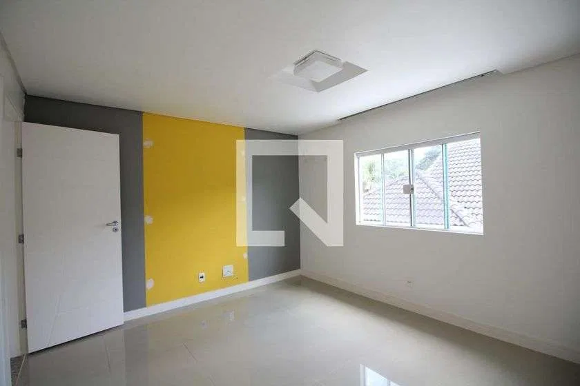 Condominium house with 4 bedrooms and 329 m² — photo 16