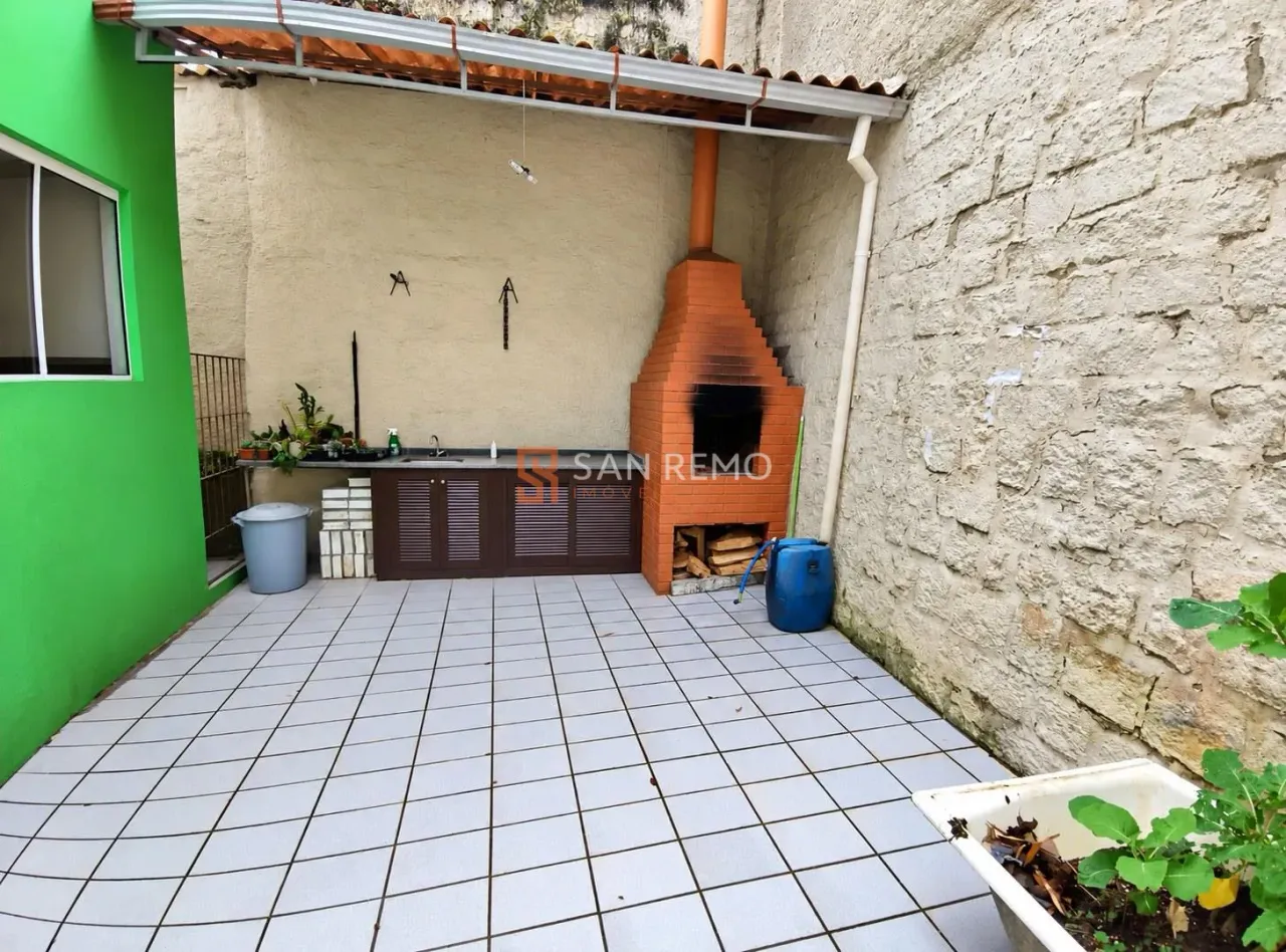 145 m² house with a grill on the balcony and a home office — photo 8