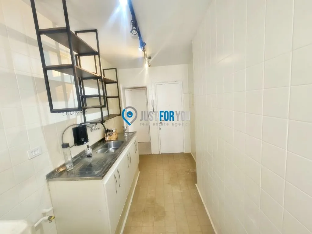 4-bedroom apartment with 3 bathrooms and 106 m² — photo 25