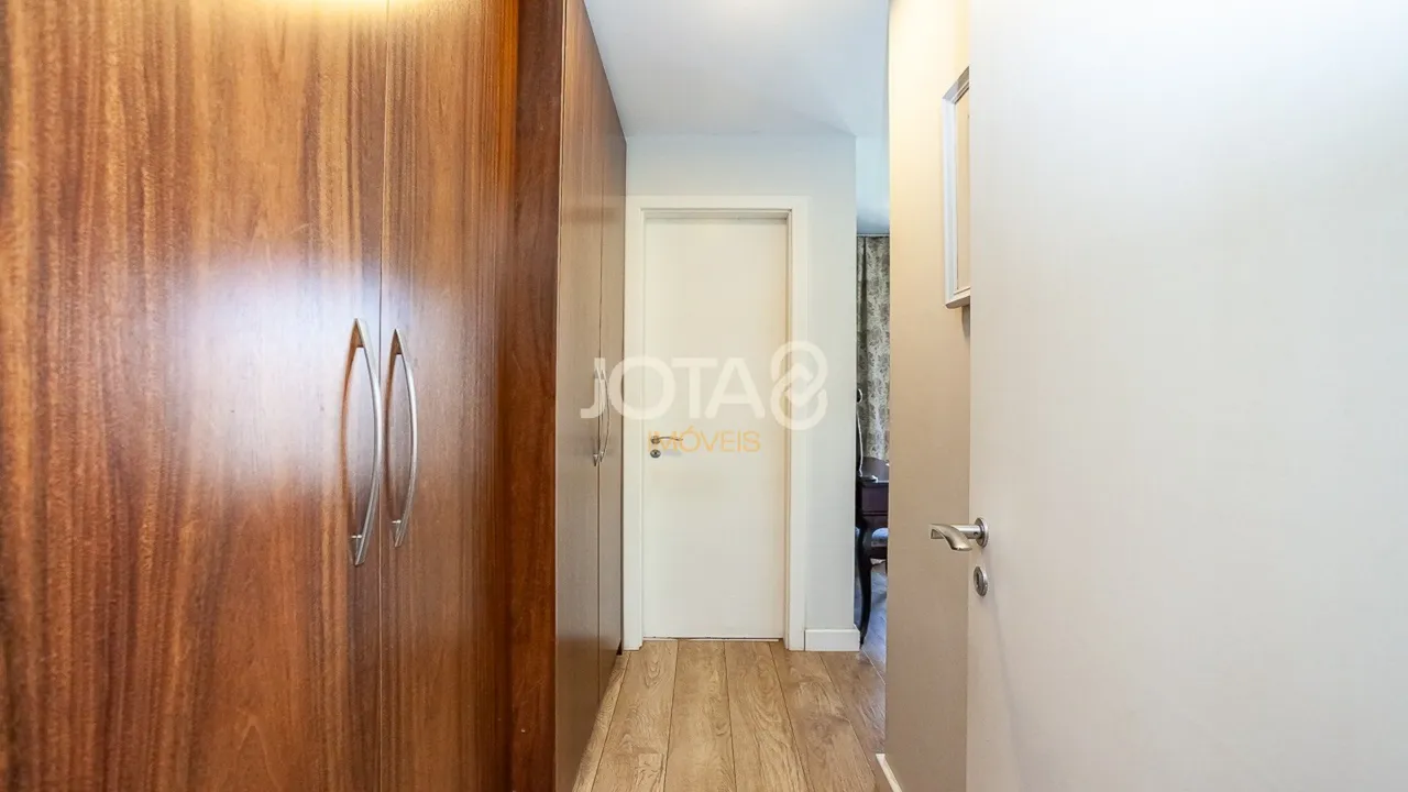 Квартира з 2 спальнями та пральною машиною — photo 15