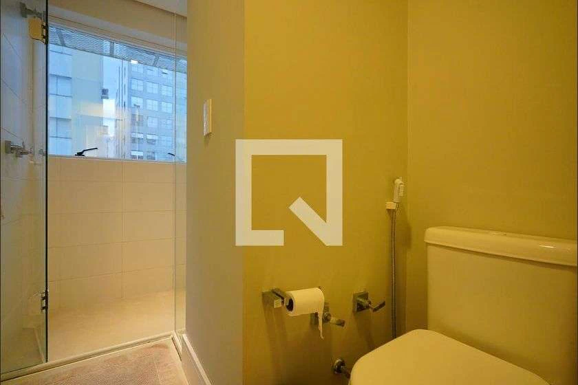 Furnished 1-bedroom apartment with an open kitchen — photo 16