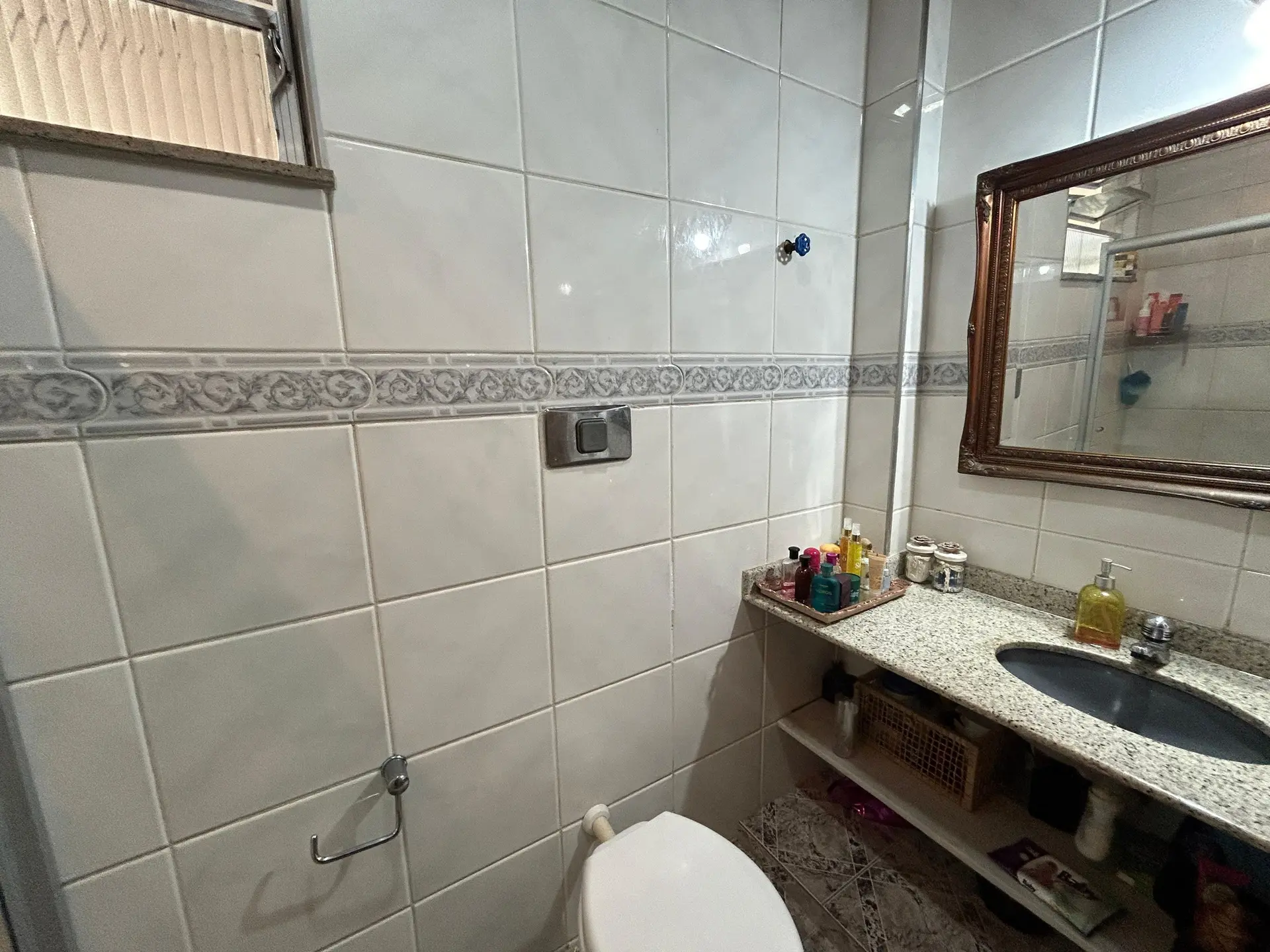 Затишна квартира з 3 кімнатами та окремою газовою кухнею — photo 33