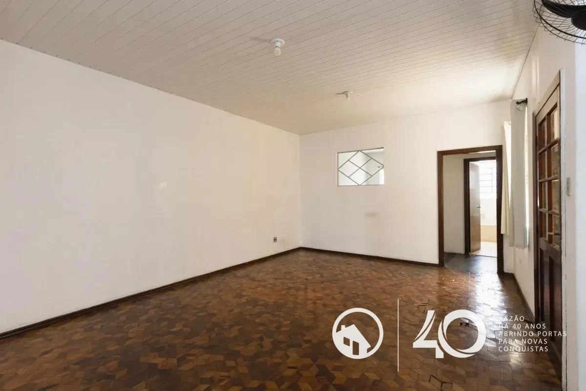 2-bedroom apartment with a washing machine in Curitiba — photo 11